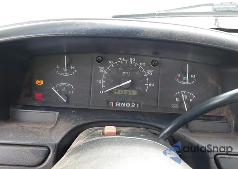 1997 Ford F-250 Xl z USA, uszkodzony, nr VIN 1FTHF25H1VEB55002